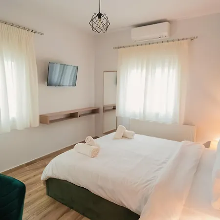 Apartment Ethra 2 *